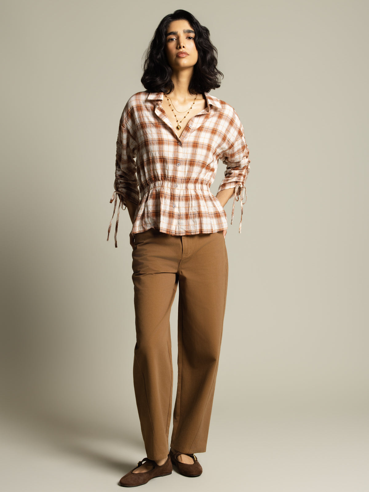 Pantalon barrel en sergé