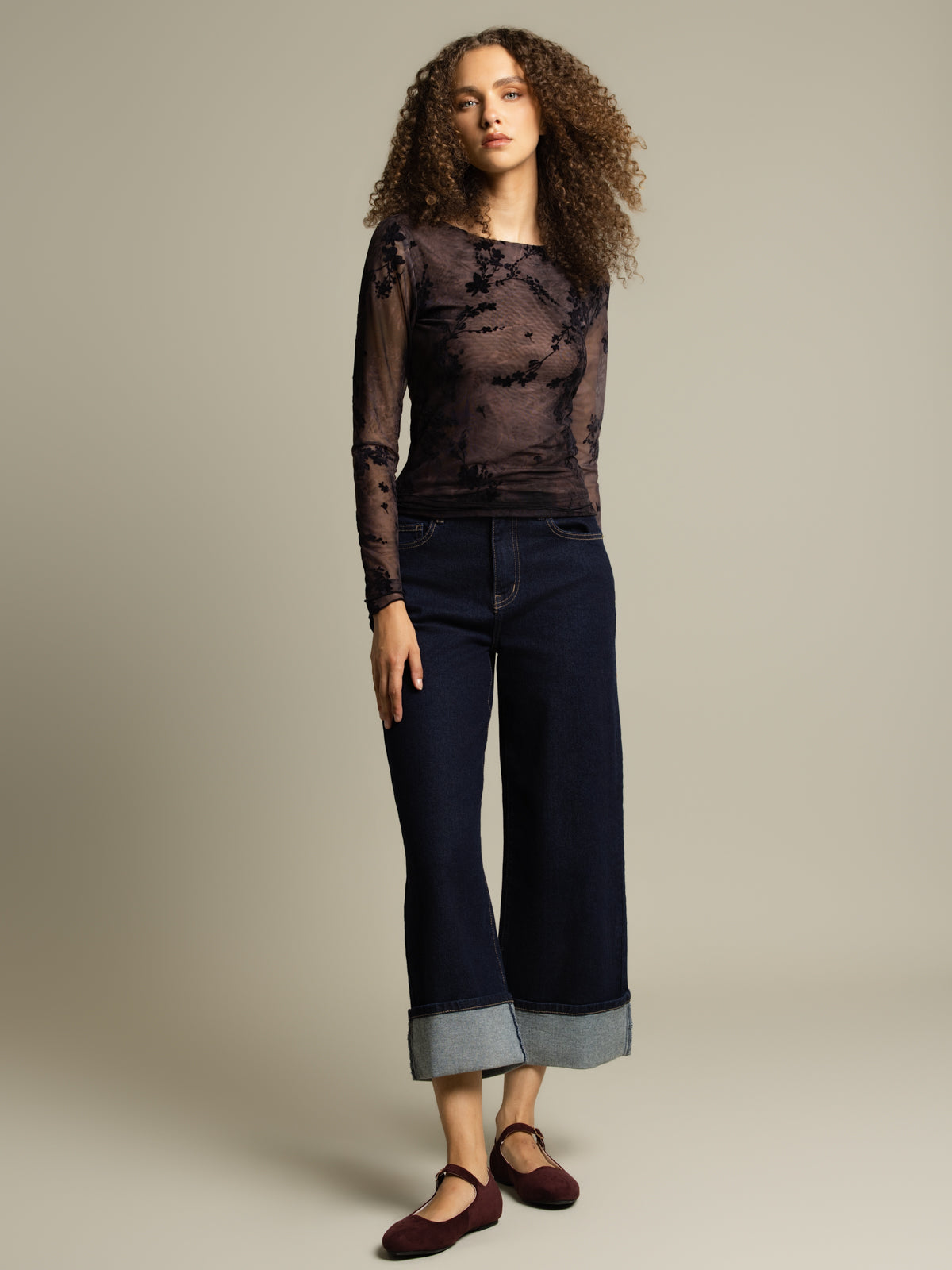 Haut mesh velours floral