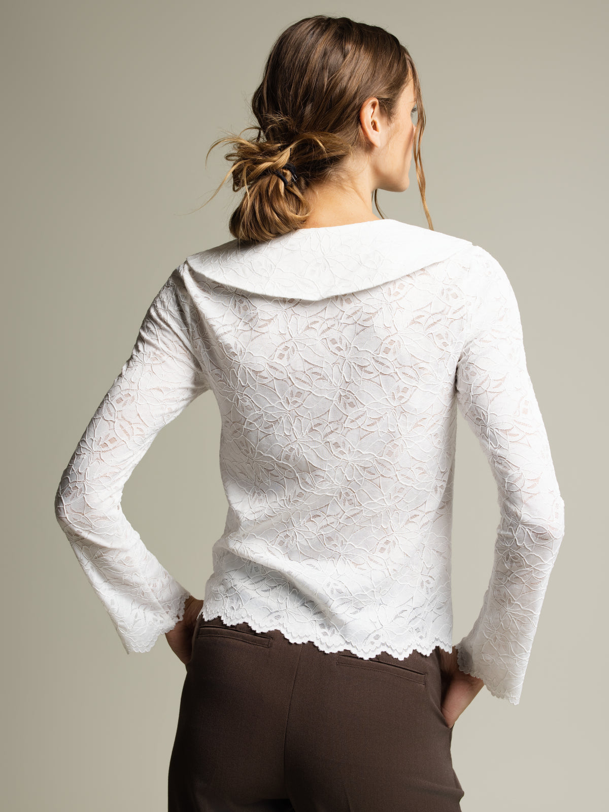 Haut dentelle col Claudine