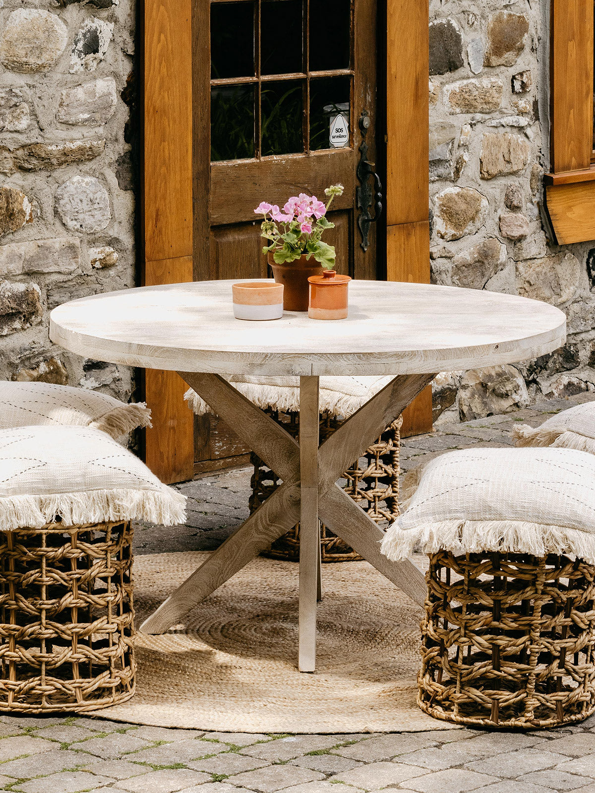 Kipawa Round Table