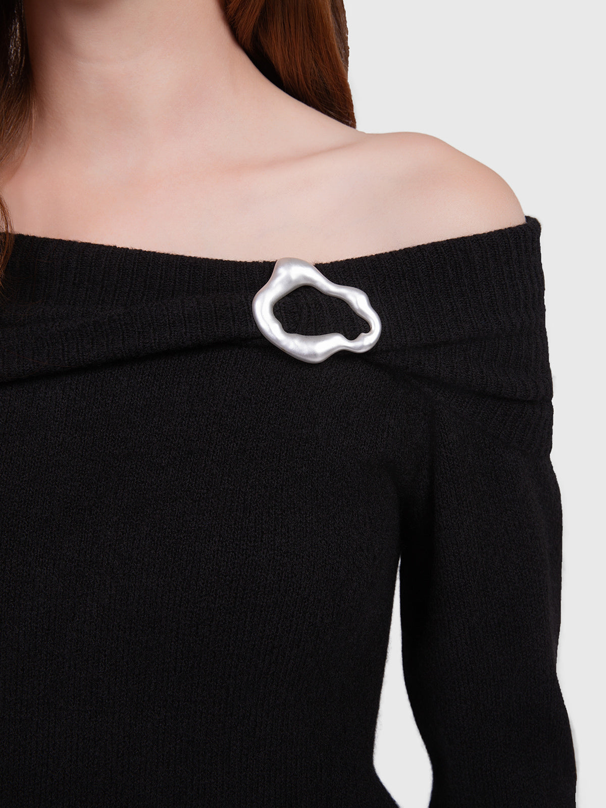 Molded matte silver brooch