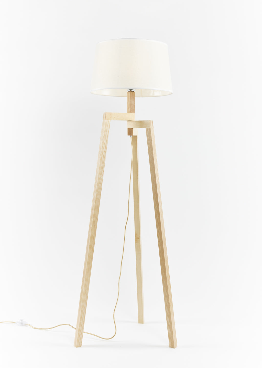 Lampe sur pied EOL CL05 en bois et lin sur 3 pieds