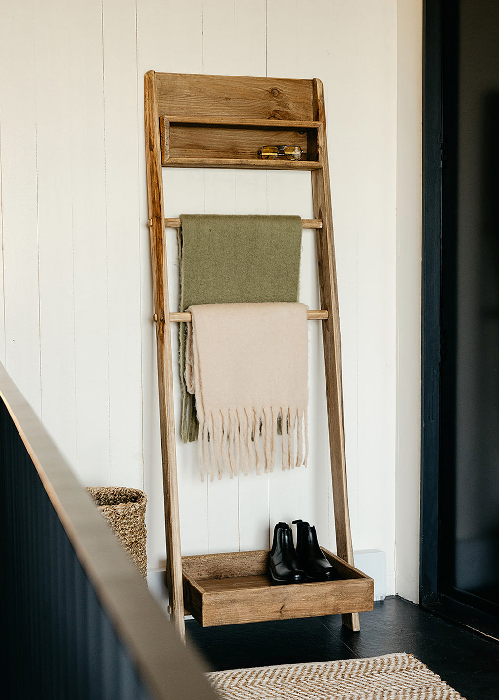 Alsek Ladder Shelf